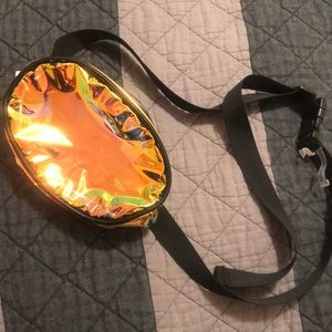 Fanny pack w/ straps